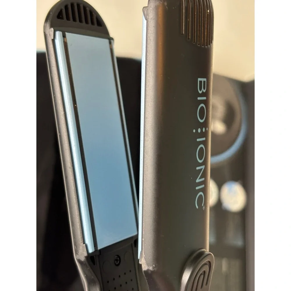 Bio‎ Ionic OnePass Pro Straightening Iron 1.5 Inch NanoIonic Ceramic Flat Iron